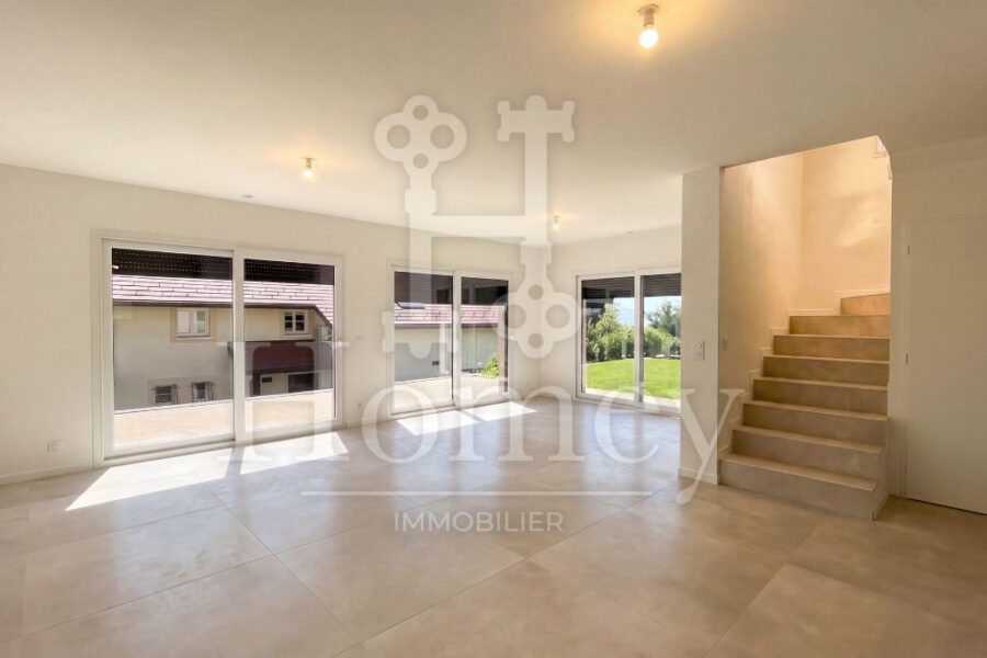 Maison à vendre à Échenevex — Vue nature — photo 9