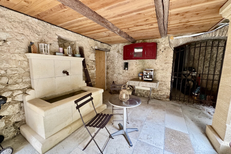 Maison à vendre à Saint-victor-la-coste