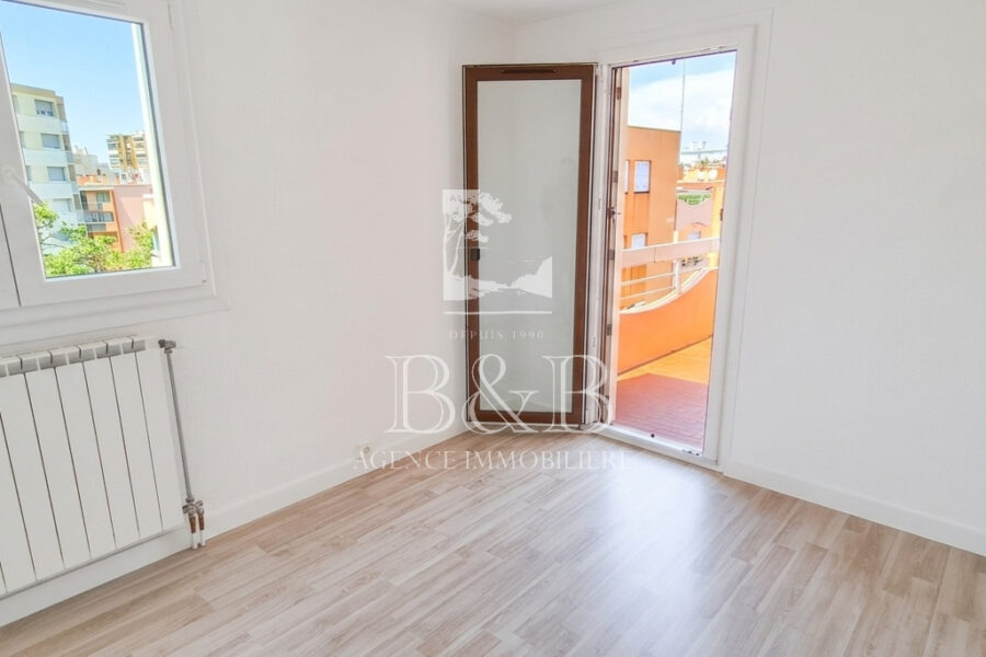 Appartement à vendre à Saint-raphaël