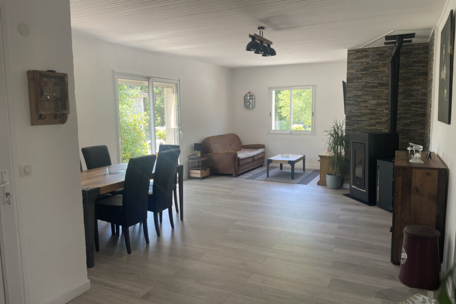 Maison à vendre à Peyroules — Vue montagne — photo 2