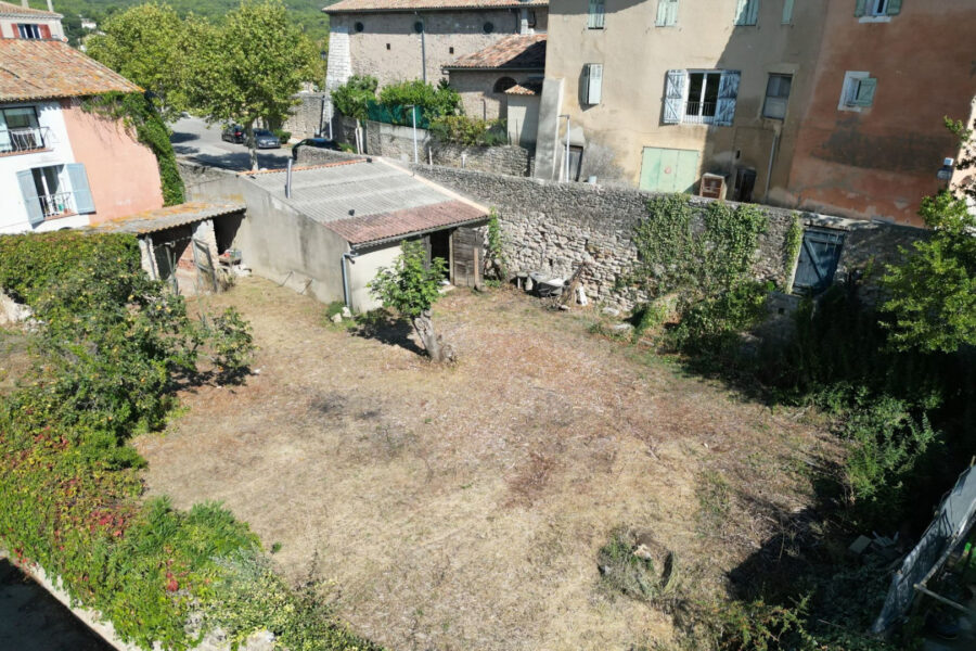 Terrain à vendre à Pourrières