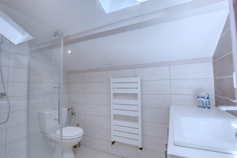Maison à vendre à Entrelacs