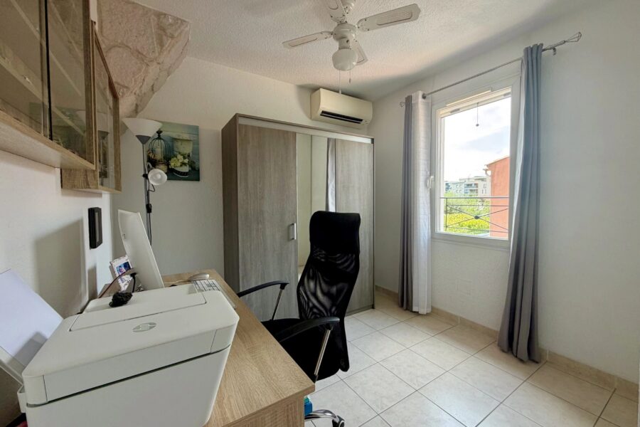 Maison à vendre à La trinité — Vue parc & jardin — photo 12