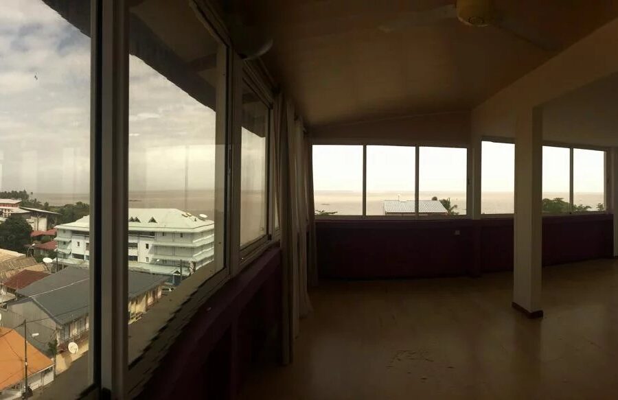 Appartement à vendre à Cayenne — Vue mer — photo 1