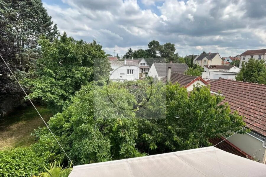 Maison à vendre à Rosny-sous-bois — Vue parc — photo 1