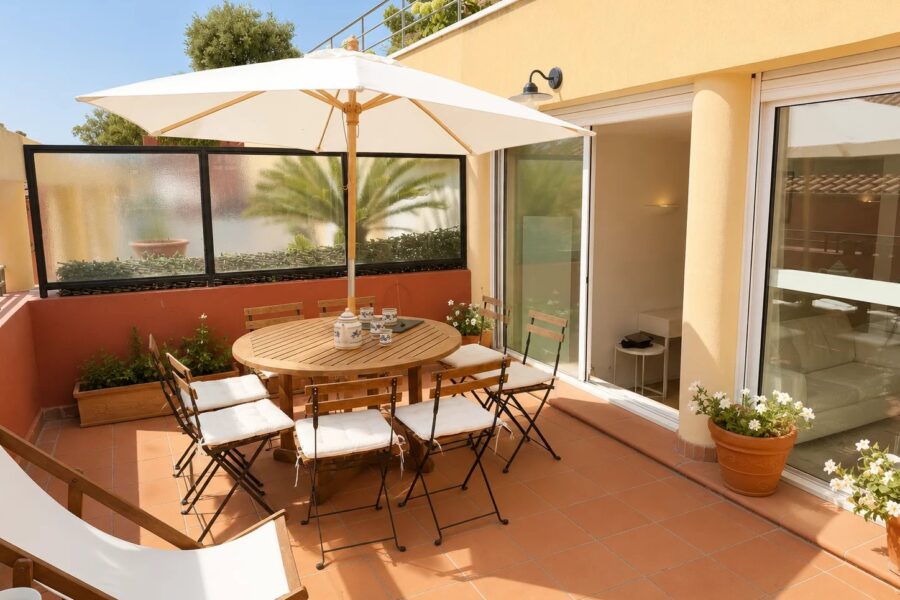 Maison à vendre à Villefranche-sur-mer — Vue sur la ville — photo 2