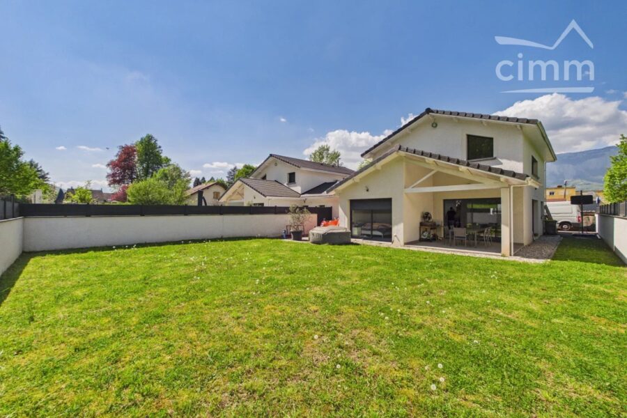 Maison à vendre à Le versoud — Vue montagne — photo 5
