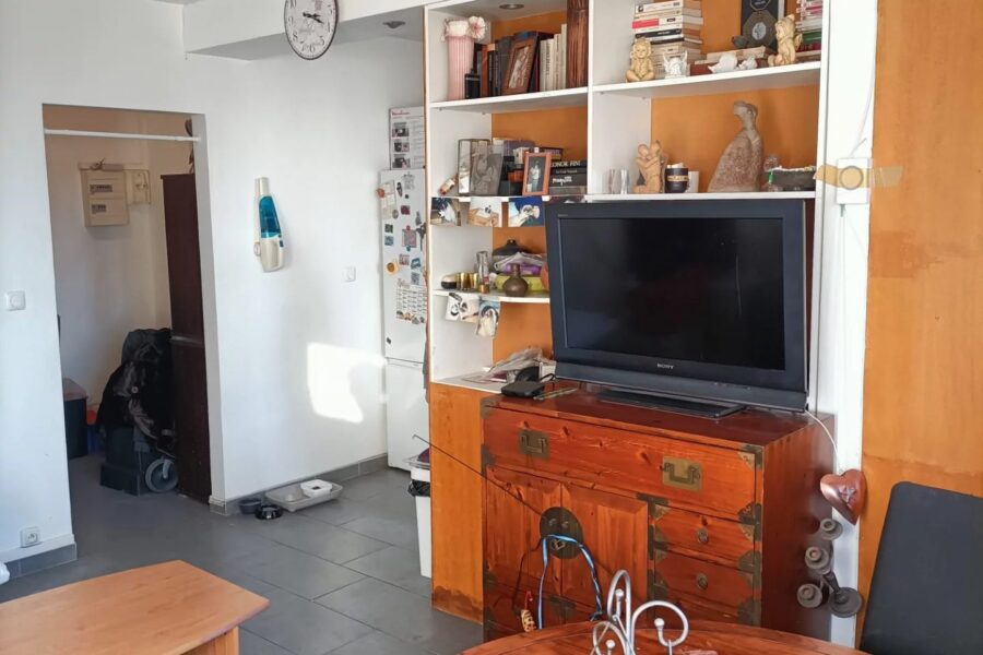 Appartement à vendre à Villeneuve-la-garenne — Vue sur la ville — photo 6