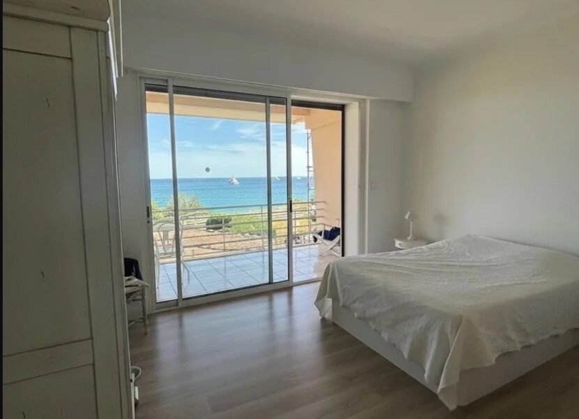 Appartement à vendre à Mandelieu-la-napoule — Vue mer — photo 1