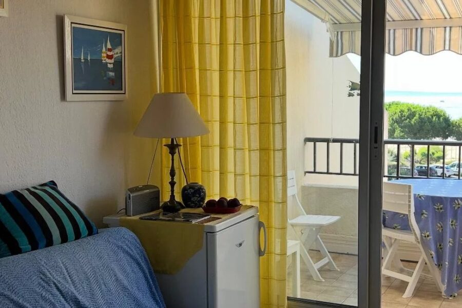 Appartement à vendre à Bormes-les-mimosas — Vue mer — photo 2