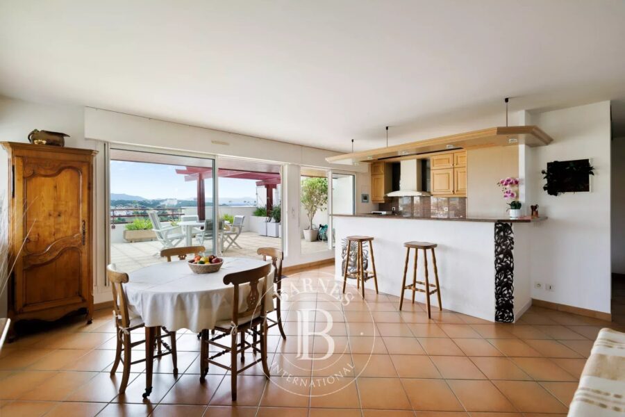 Appartement à vendre à Biarritz — Vue mer — photo 9