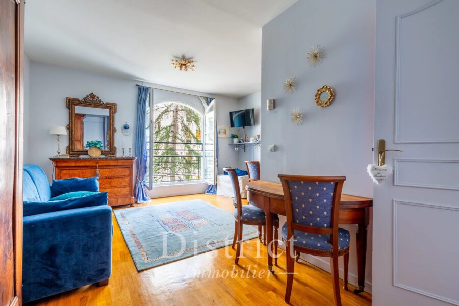 Appartement à louer à Paris 8ème — Vue parc & jardin — photo 3