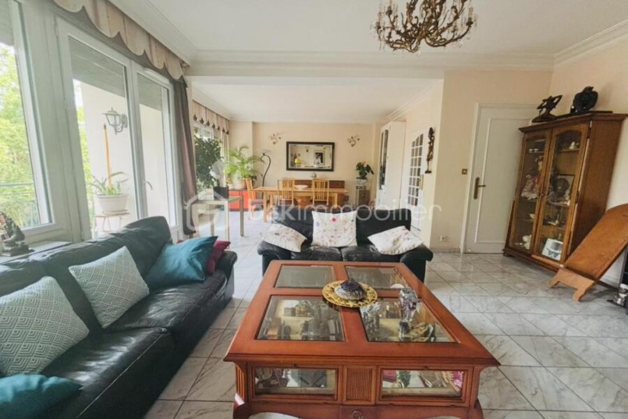 Appartement à vendre à Lyon 6e arrondissement — Vue nature — photo 2