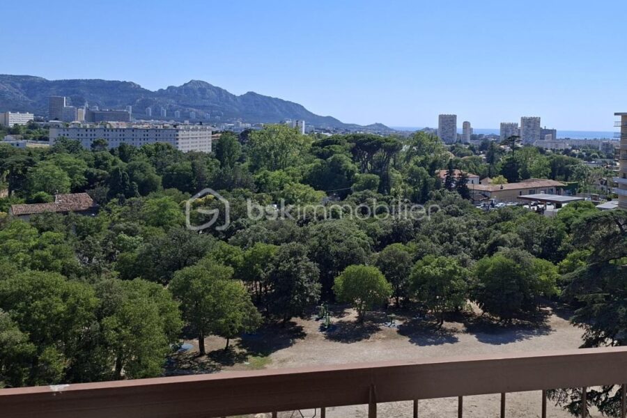 Appartement à vendre à Marseille 10e arrondissement — Vue mer — photo 2