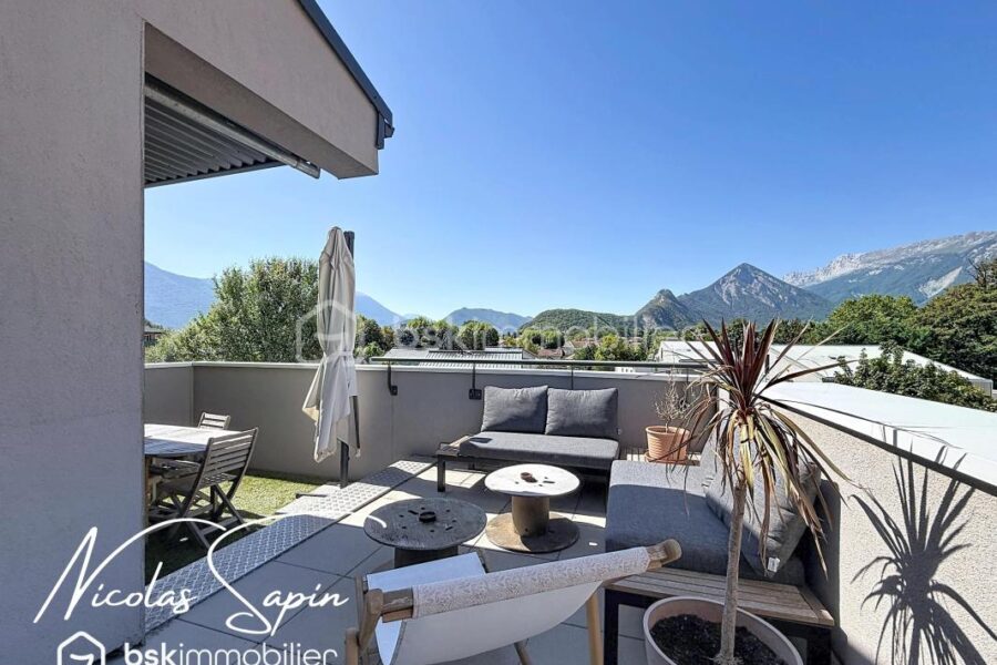 Appartement à vendre à Varces allieres et risset — Vue montagne — photo 1