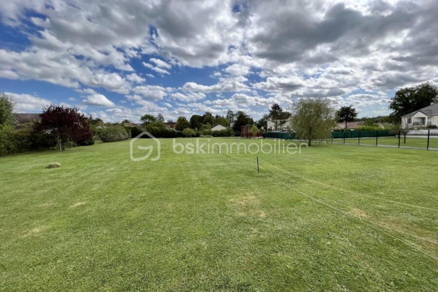 Terrain à vendre à Boissise la bertrand — Vue dégagée — photo 1