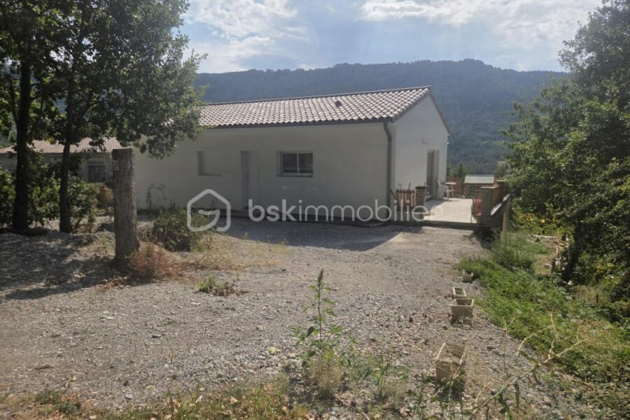 Maison à vendre à Vesseaux — Vue montagne — photo 2