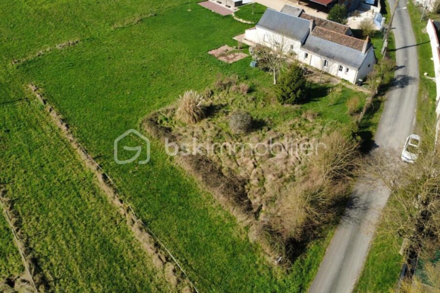 Terrain à vendre à Saint antoine du rocher — Vue dégagée — photo 2