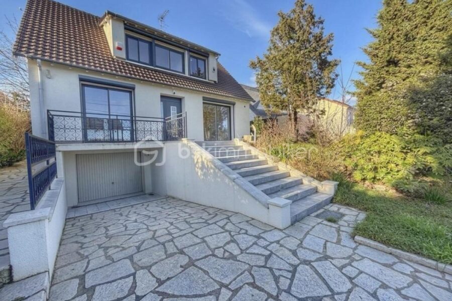 Maison à vendre à Ecquevilly — Vue dégagée — photo 2