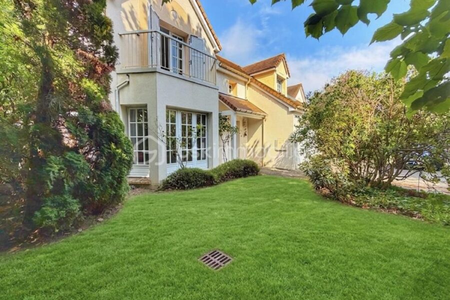 Maison à vendre à Saint germain en laye — Vue dégagée — photo 2