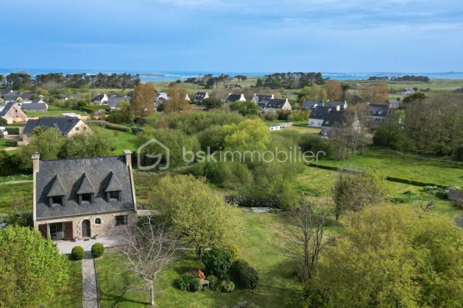 Maison à vendre à Ploudalmezeau — Vue mer — photo 1
