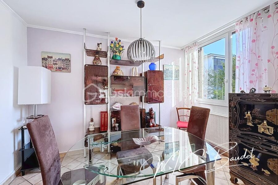 Appartement à vendre à Grenoble — Vue parc & jardin — photo 2