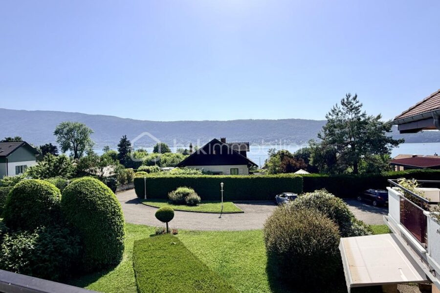 Appartement à vendre à Veyrier du lac — Vue lac — photo 2