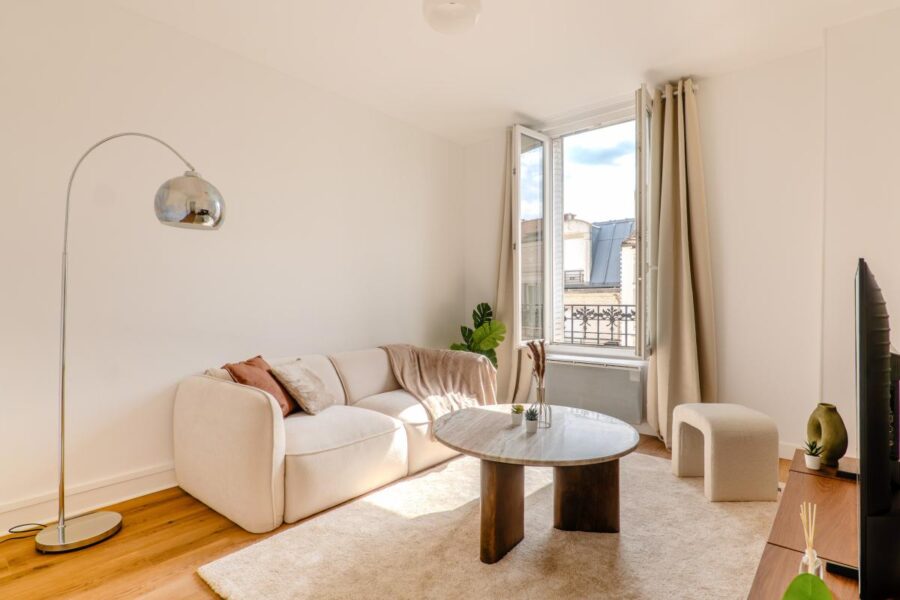 Appartement à vendre à Suresnes — Vue sur la ville — photo 2