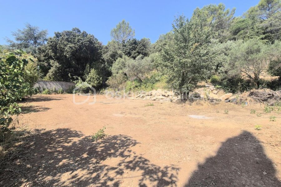 Terrain à vendre à Pignans — Vue dégagée — photo 1