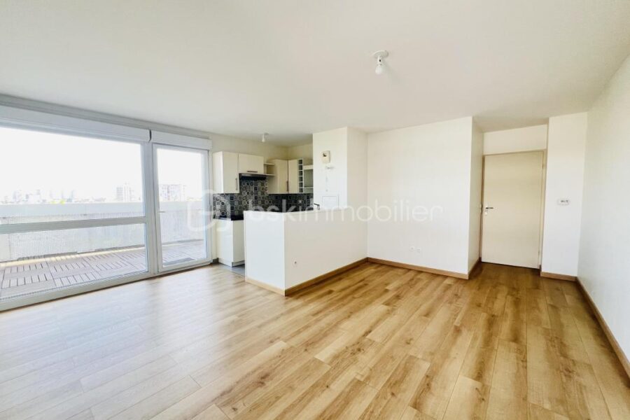 Appartement à vendre à Arcueil — Vue sur la ville — photo 2