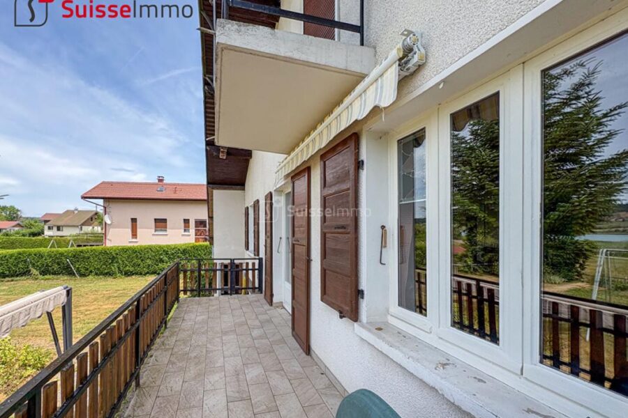 Maison à vendre à Montperreux — Vue lac — photo 10