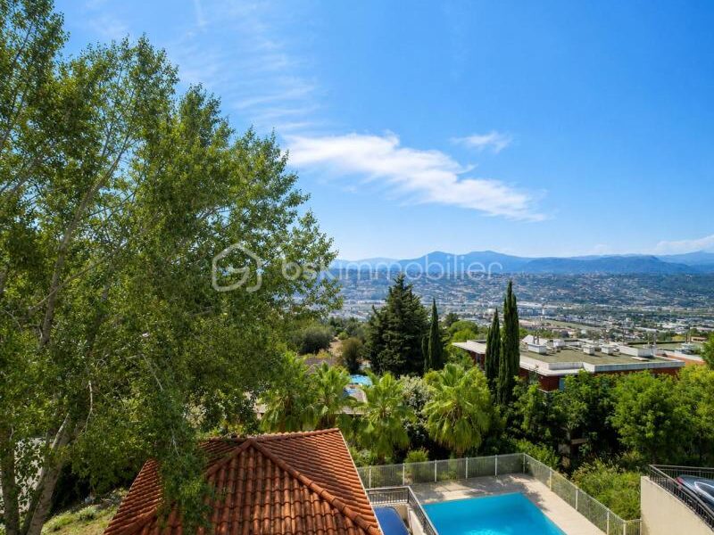Appartement à vendre à Nice — Vue sur la ville — photo 1