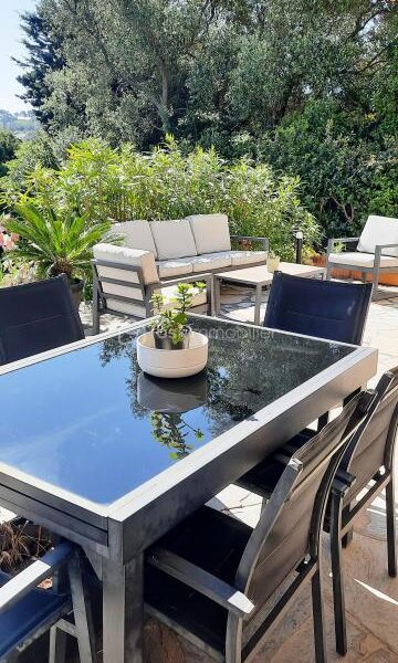 Maison à vendre à Six fours les plages — Vue sur la ville — photo 10