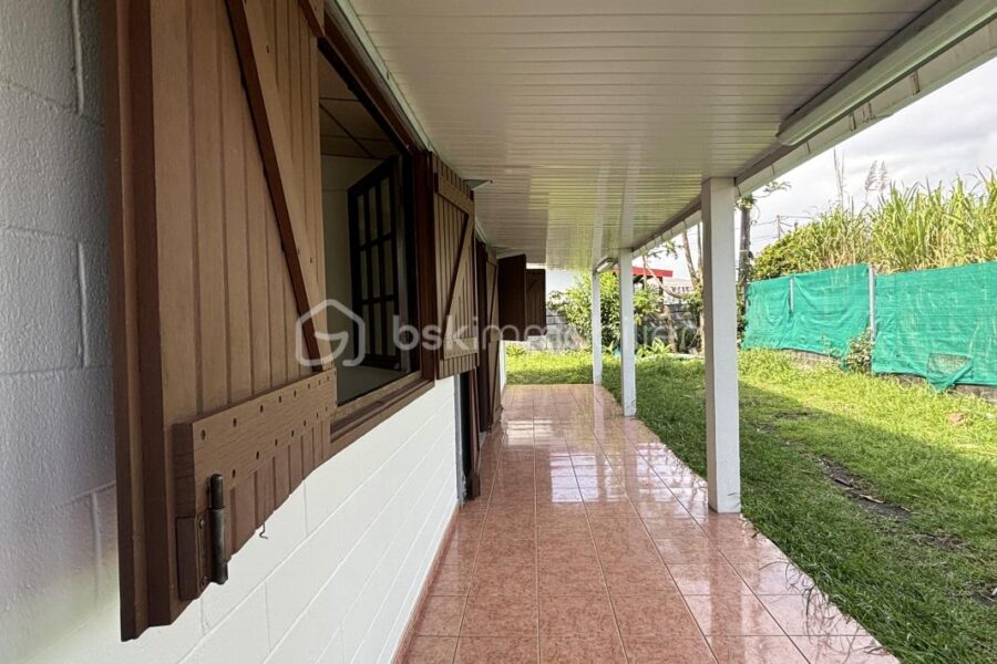 Maison à vendre à Saint benoit — Vue mer — photo 11