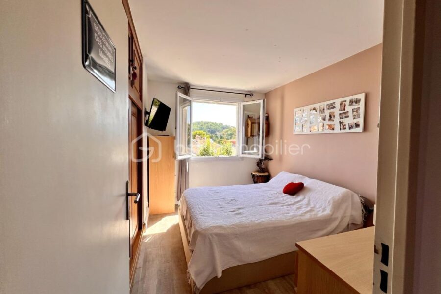 Appartement à vendre à Chateauneuf grasse — Vue montagne — photo 10
