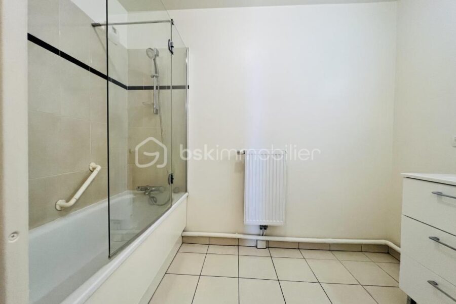 Appartement à vendre à Arcueil — Vue sur la ville — photo 10