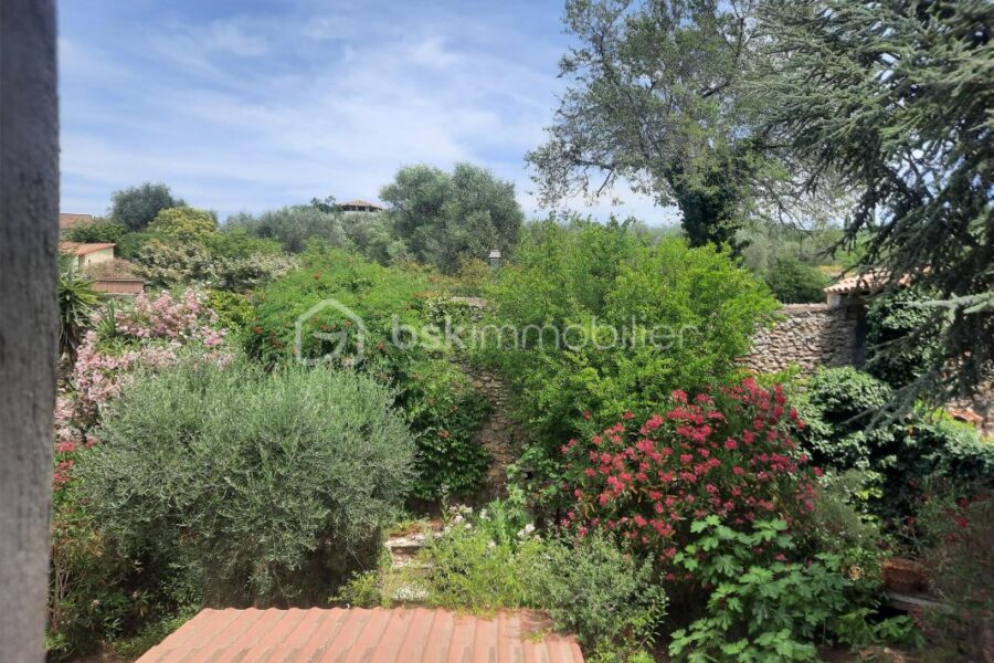 Maison à vendre à Bagnols en foret — Vue montagne — photo 11