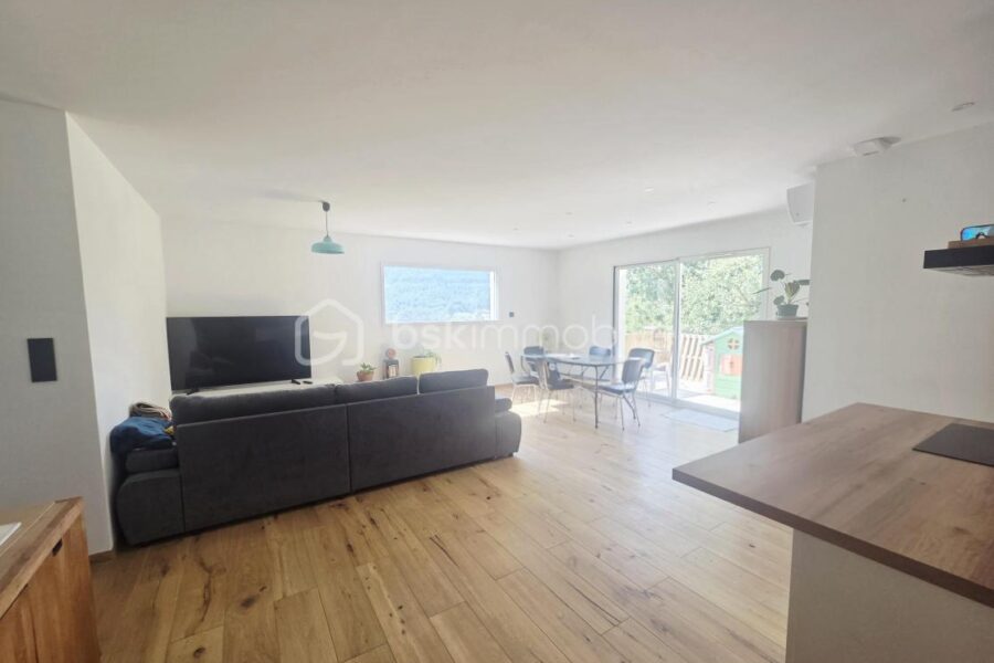 Maison à vendre à Vesseaux — Vue montagne — photo 11