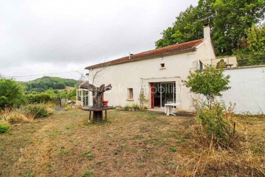 Maison à vendre à Montaigu de quercy — Vue dégagée — photo 11