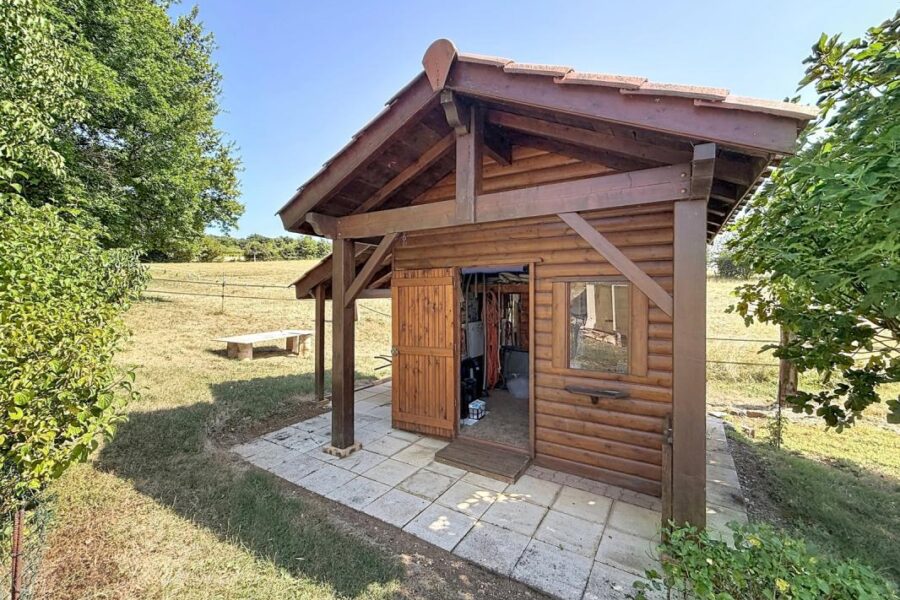 Maison à louer à Alix — Vue nature — photo 11