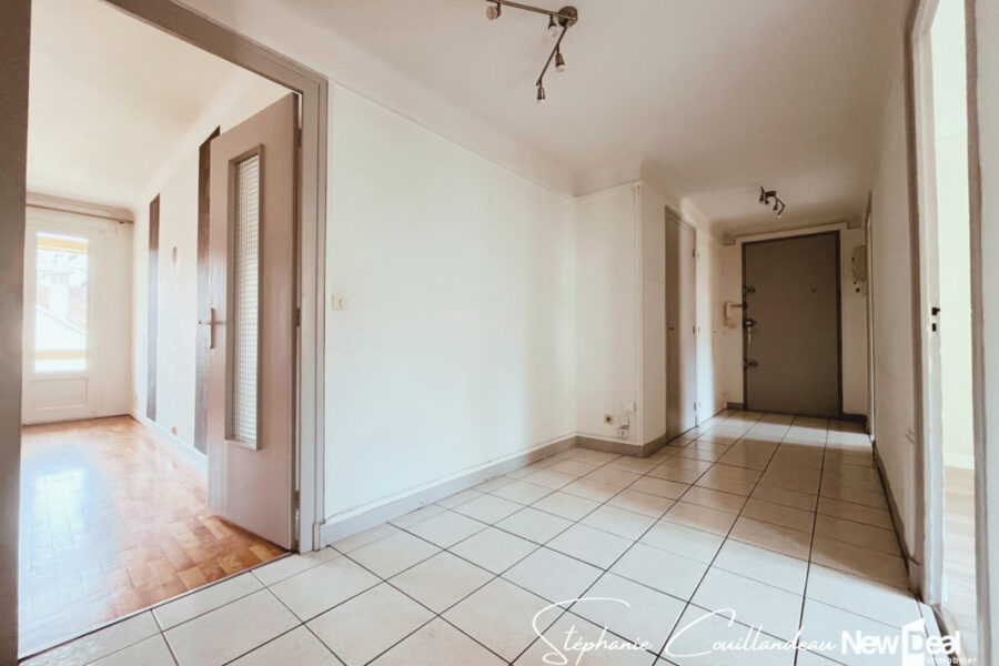 Appartement à vendre à Aix les bains — Vue montagne — photo 11