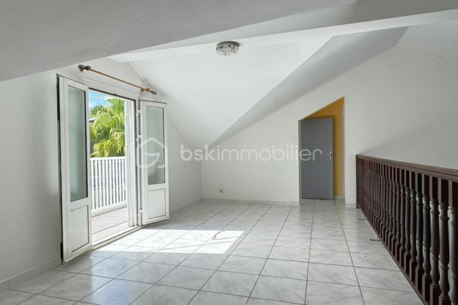 Maison à vendre à Les avirons — Vue mer — photo 11