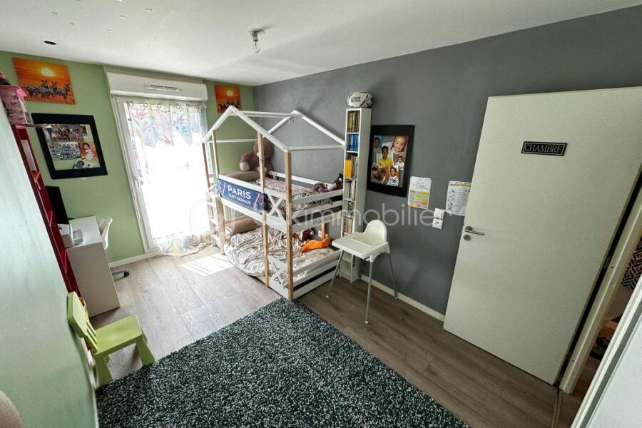 Appartement à vendre à Thiais — Vue parc & jardin — photo 11