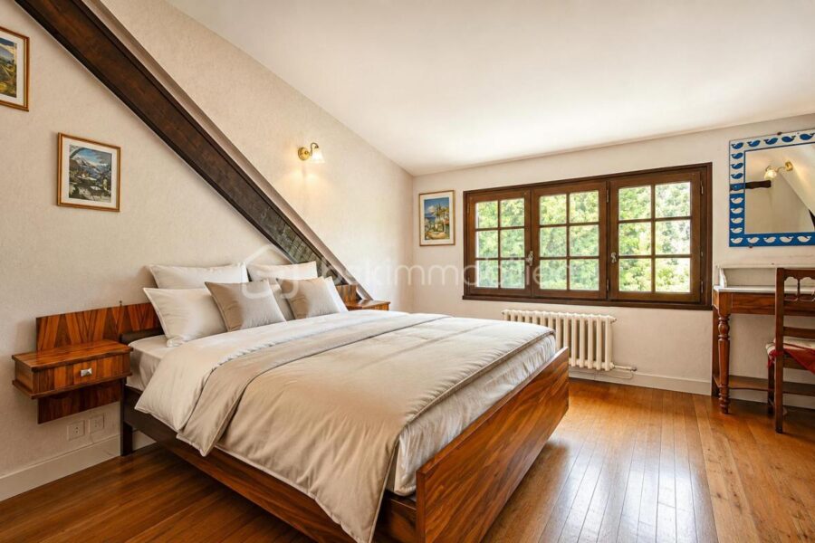 Maison à vendre à Saint genix sur guiers — Vue montagne — photo 11