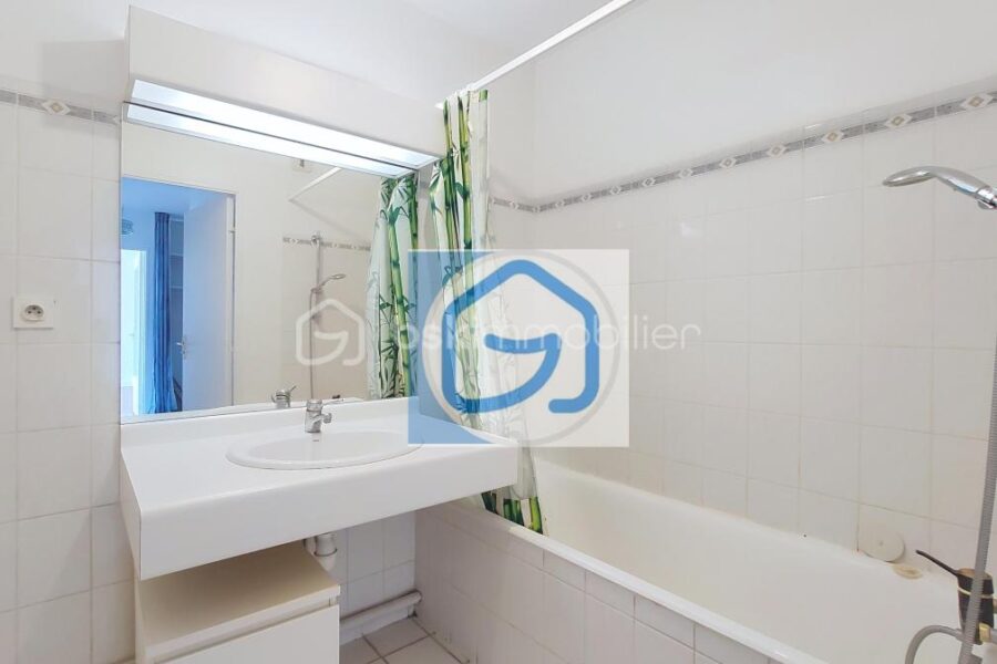 Appartement à vendre à Villeurbanne — Vue sur la ville — photo 11