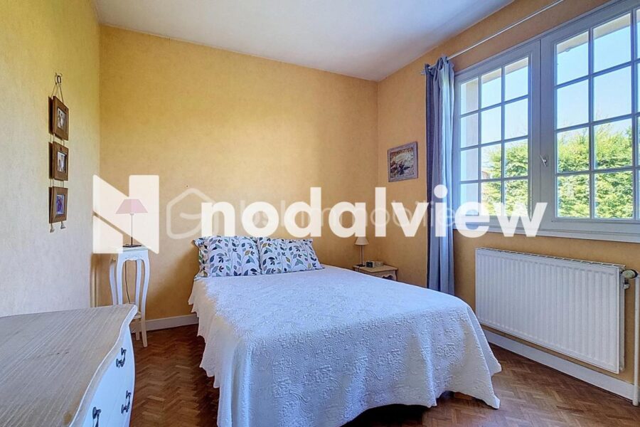 Maison à vendre à Miribel — Vue lac — photo 12