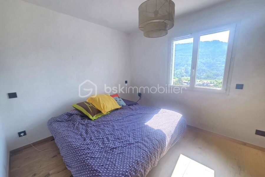 Maison à vendre à Vesseaux — Vue montagne — photo 13