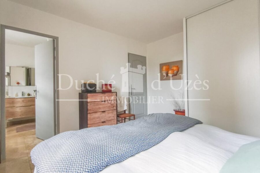 Maison à vendre à Uzes — Vue parc & jardin — photo 13