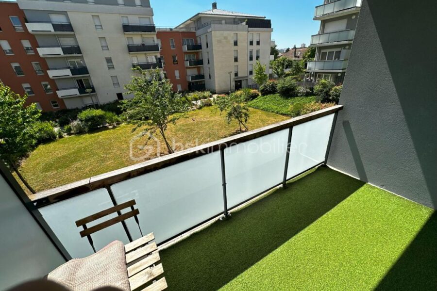 Appartement à vendre à Thiais — Vue parc & jardin — photo 13