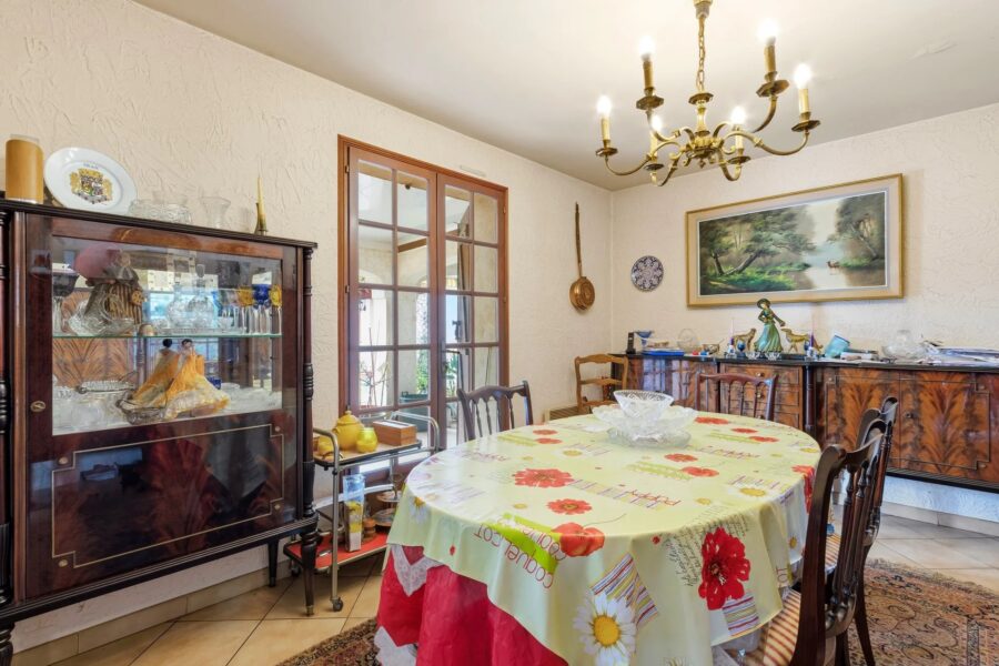 Maison à vendre à Roquebrune-sur-argens — Vue montagne — photo 5